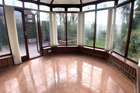 7 Orient Road, Salford, M6 8LB