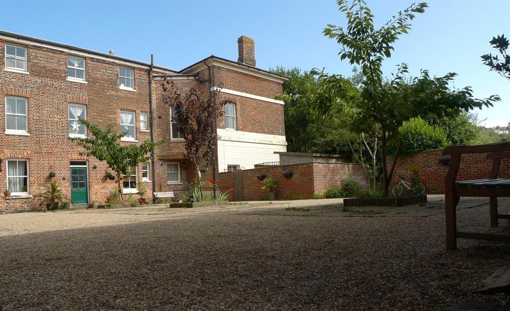 Courtyard South.jpg