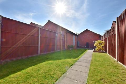 52 Berkeley Close, Abbots Langley, WD5 0XD