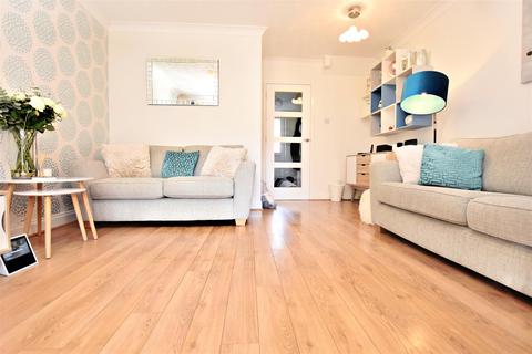 52 Berkeley Close, Abbots Langley, WD5 0XD
