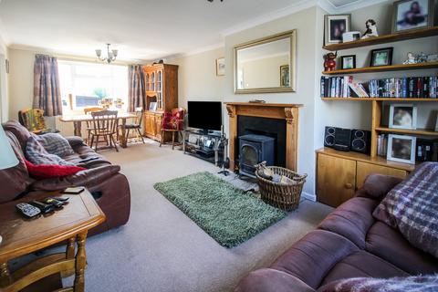 Birchgrove Heath Road, Bradfield Southend, Reading, RG7 6HD