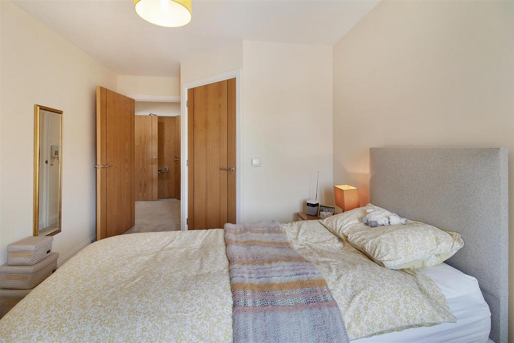Bedroom .jpg