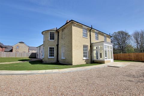Flat F, Eastleigh House Bartons Road, Havant, PO9 5NA