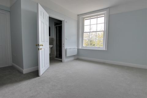 Flat F, Eastleigh House Bartons Road, Havant, PO9 5NA