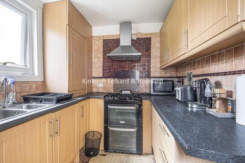 16 Westdown Road, London, SE6 4RL