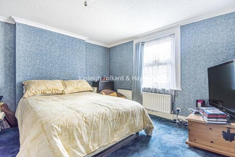 16 Westdown Road, London, SE6 4RL