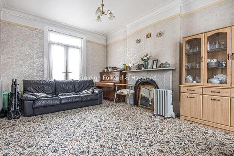 16 Westdown Road, London, SE6 4RL