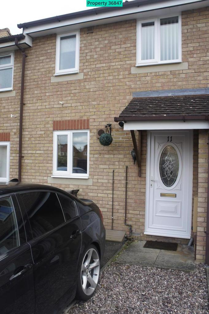 Redding Close, Quedgeley, Gloucester, GL2 4FT 2 bed terraced house £