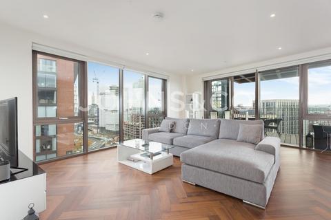 2 bedroom apartment to rent, Capital Building, Embassy Gardens, London, SW11