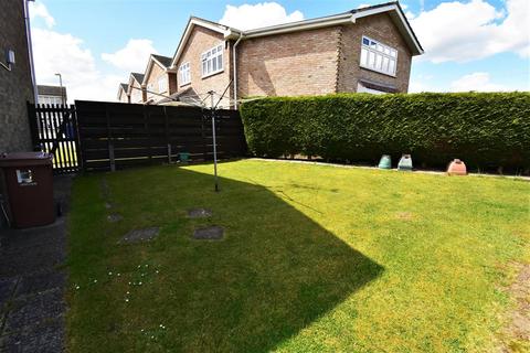 10 Willow Hill, Stanford-le-hope, SS17 8DJ