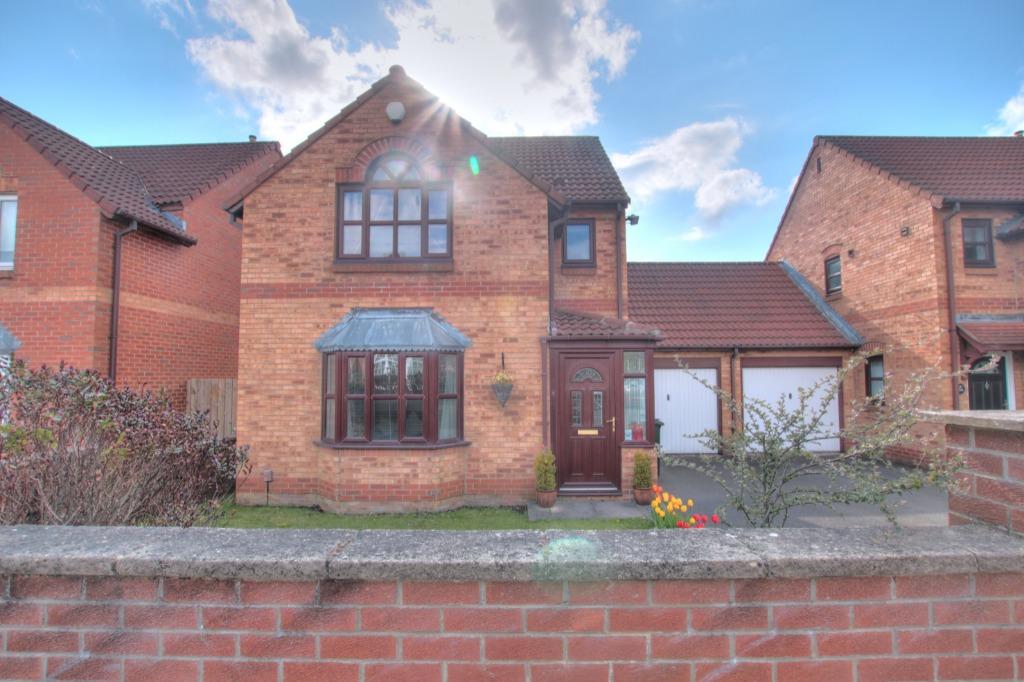 Gretna Road, Newcastle upon Tyne, NE15 3 bed detached house £220,000