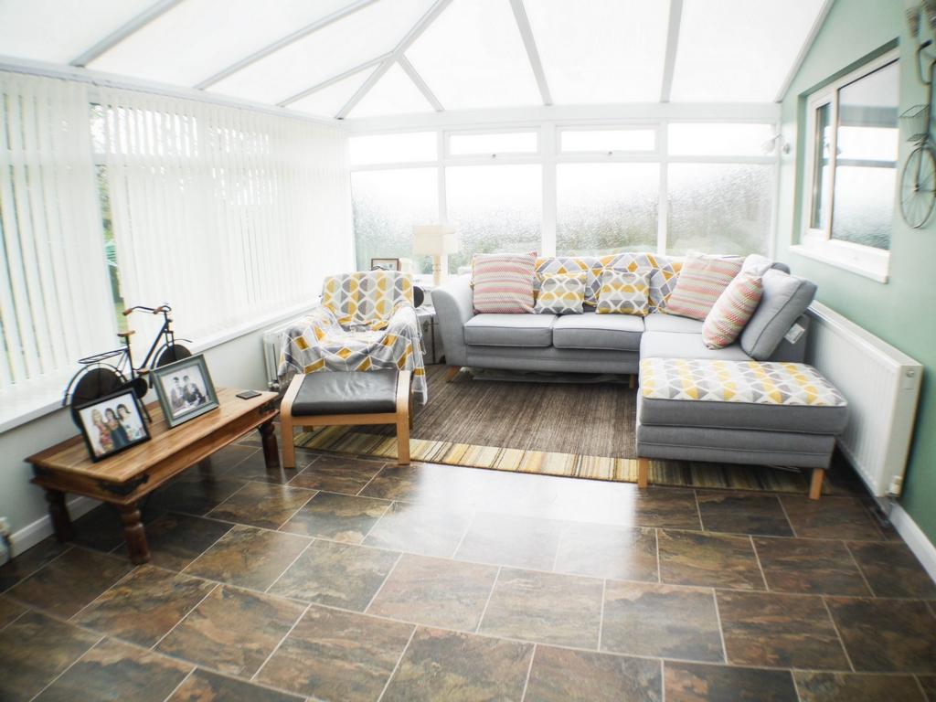 Highfield Lane, Prudhoe, NE42 3 bed detached house £290,000