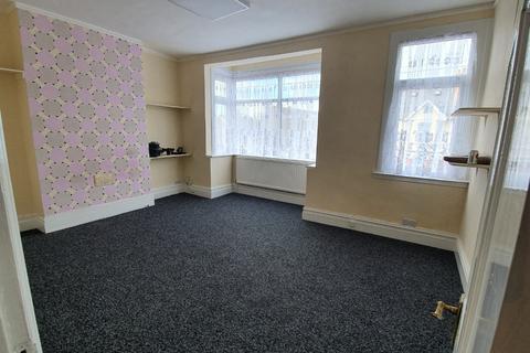 1 bedroom flat to rent, Francis Road, Croydon CR0