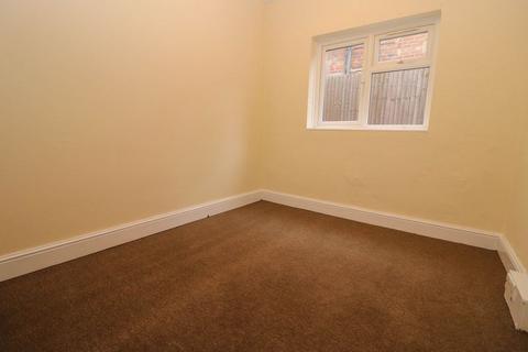 2 bedroom flat to rent, Broadlands road, Southampton SO17