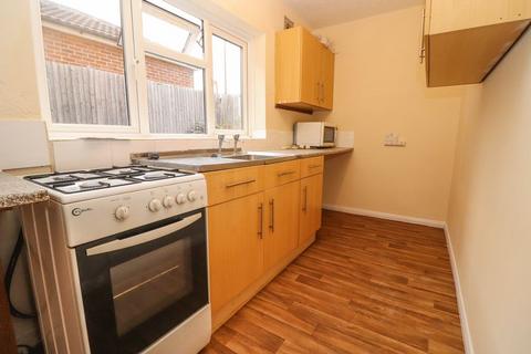 2 bedroom flat to rent, Broadlands road, Southampton SO17