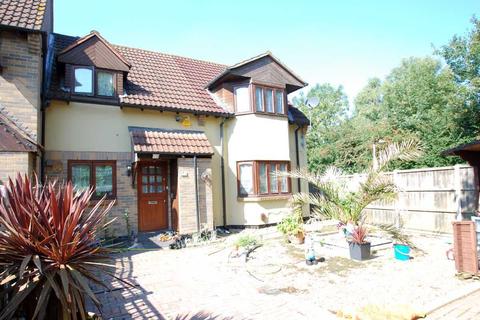 44 Jade Close, London, E16 3TY