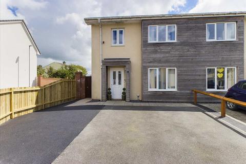 1 Rhosdir, Gaerwen, LL60 6AF
