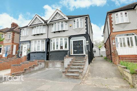 140 Herent Drive, Ilford, IG5 0HH
