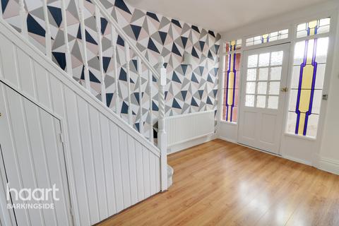 140 Herent Drive, Ilford, IG5 0HH