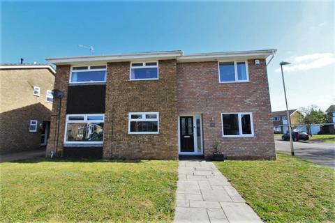 26 Chatsworth Drive, Rushmere St Andrew, Ipswich, IP4 5XD