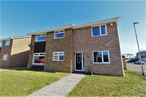 26 Chatsworth Drive, Rushmere St Andrew, Ipswich, IP4 5XD