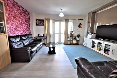 20 Quarles Park Road, Chadwell Heath, Romford, RM6 4DE