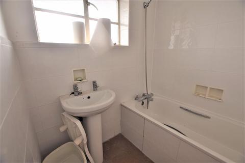 10 Herent Drive, Ilford, IG5 0HE