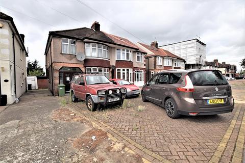 69 Herent Drive, Ilford, IG5 0HF