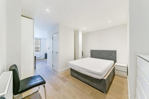 Studio to rent, Paisley Court, 15 Clyde Square, London, E14 7TB