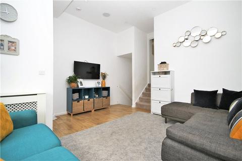 36 Camille Close, London, SE25 4EW