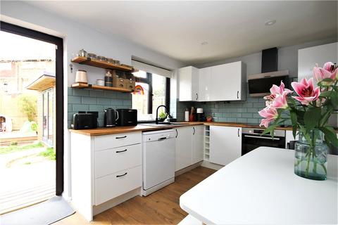 36 Camille Close, London, SE25 4EW