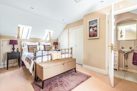 Juniper Cottage Copse Road, Haslemere, GU27 3QQ