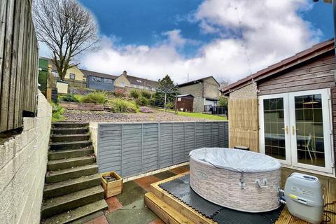 31 Braehead, Lochwinnoch, PA12 4BJ