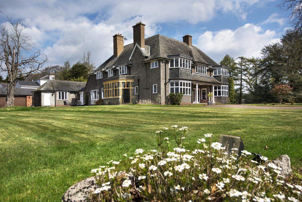 Court Drive, Shenstone 6 bed detached house for sale £2,600,000