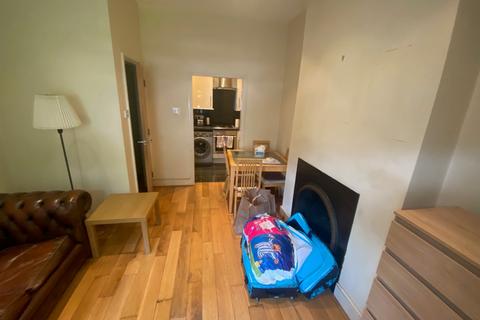 31a Regina Road, London, N4 3PT