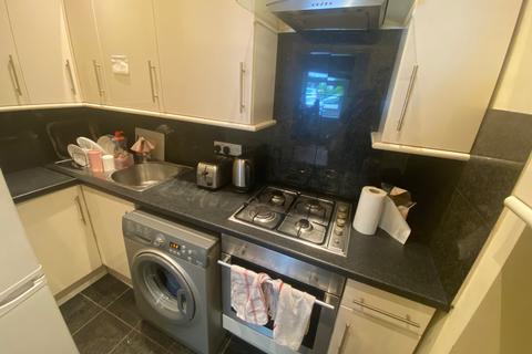 31a Regina Road, London, N4 3PT