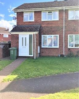 3 bedroom terraced house to rent, Three bedroom family home