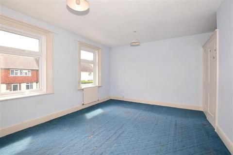 21 Poplar Road, Leatherhead, KT22 8SF