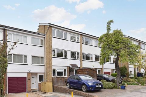 6 Limewood Close, London, W13 8HL