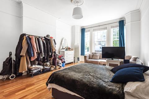 51 West Park, London, SE9 4RZ
