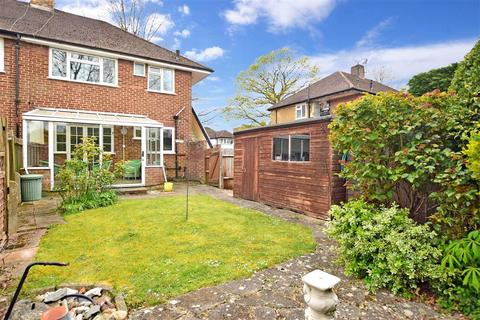 39 Kingsley Grove, Reigate, RH2 8DU