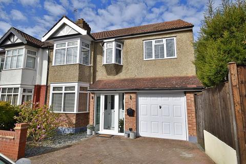 2a Nightingale Avenue, London, E4 9RG