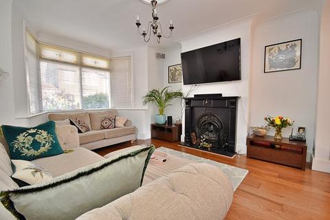 2a Nightingale Avenue, London, E4 9RG