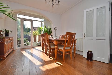 2a Nightingale Avenue, London, E4 9RG