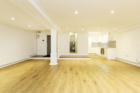 undefined, E8