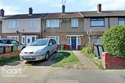 16 Crabtree Avenue, Romford, RM6 5EX