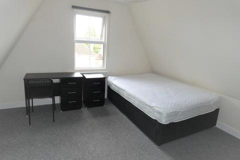 1 bedroom in a house share to rent, Heathville Road, Gloucester