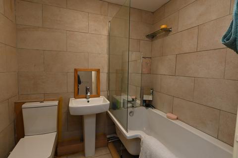 123 Bramham Drive, Harrogate, HG3 2TZ