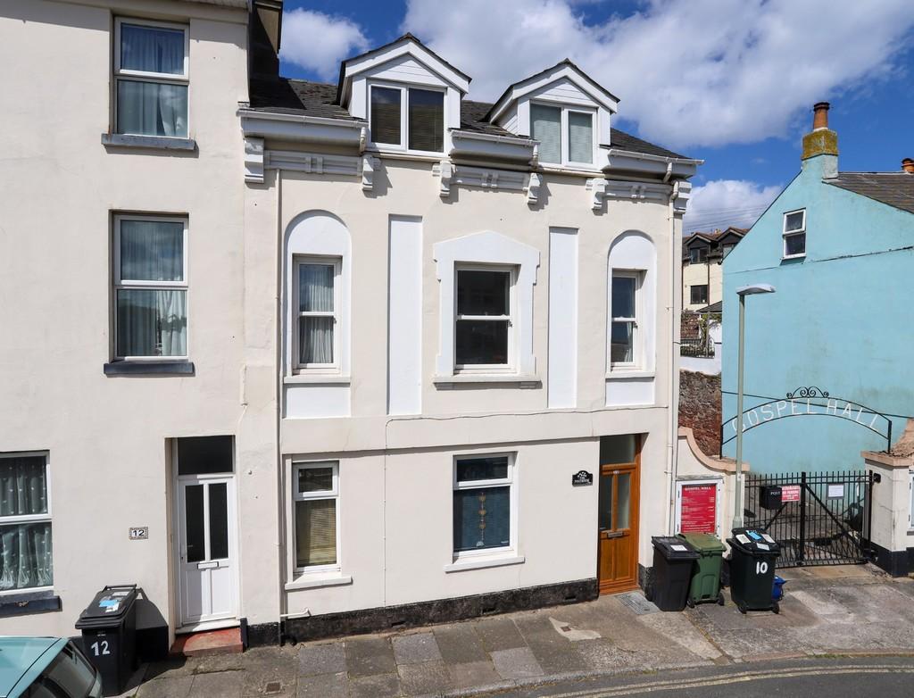 Bitton Park Road, Teignmouth 1 bed flat £105,000