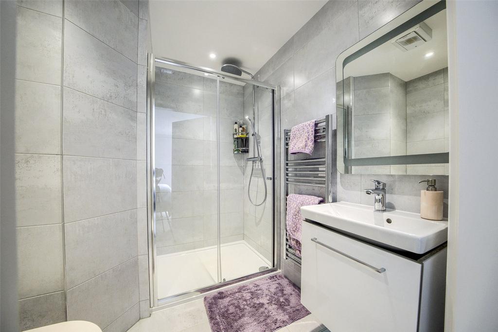 Master Ensuite